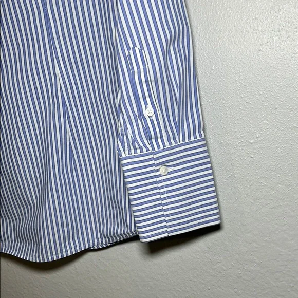Banana Republic Blue and White Casual Button Down Shirt - Picture 8 of 9